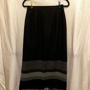 Briggs New York Black and Gray Maxi Skirt
